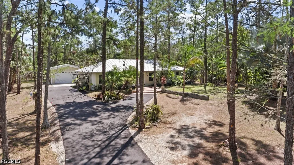 640 Desoto Boulevard S Naples FL 34117