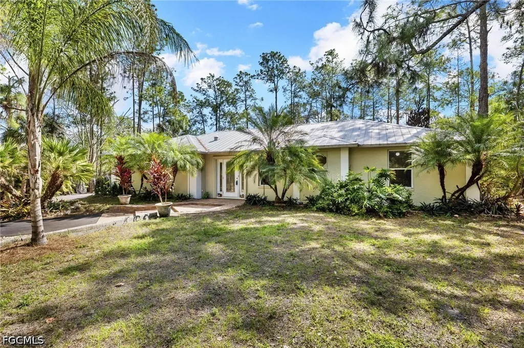 640 Desoto Boulevard S Naples FL 34117