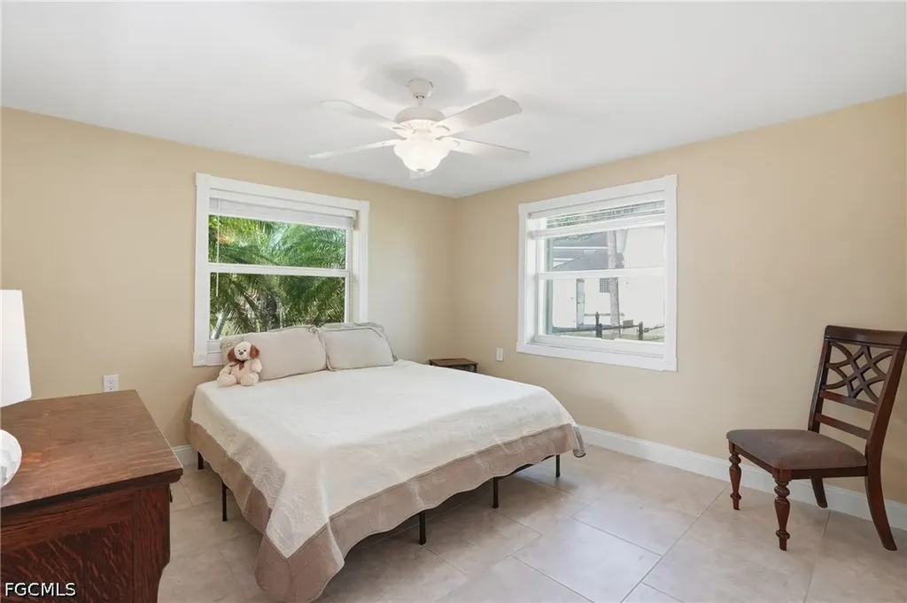4473 E Riverside Drive Fort Myers FL 33905