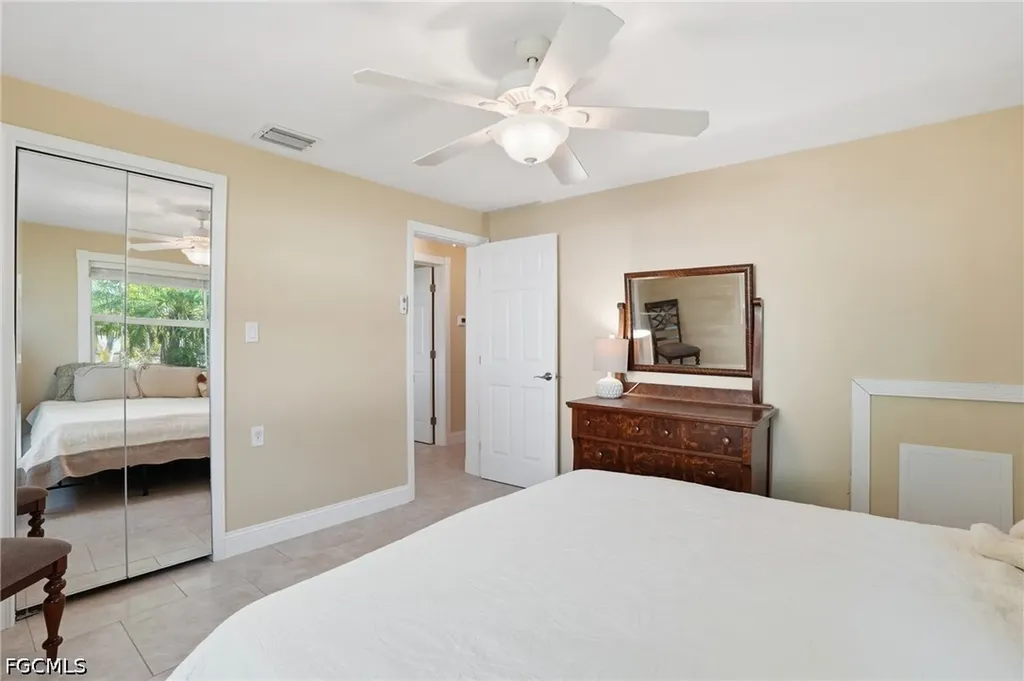 4473 E Riverside Drive Fort Myers FL 33905