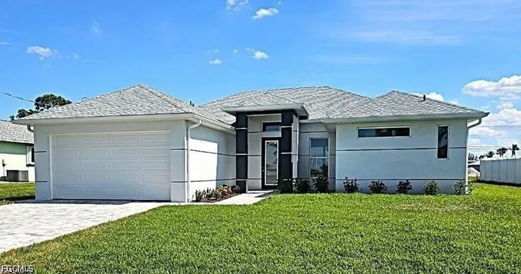 3027 SW 16th Place Cape Coral FL 33914