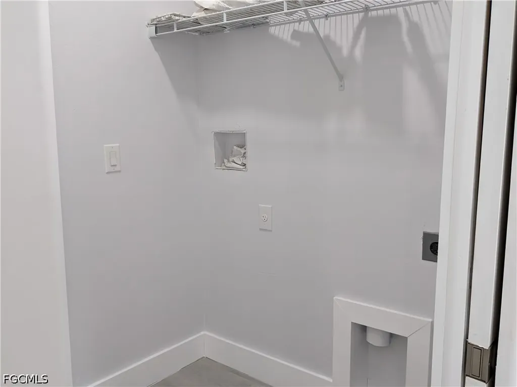3027 SW 16th Place Cape Coral FL 33914