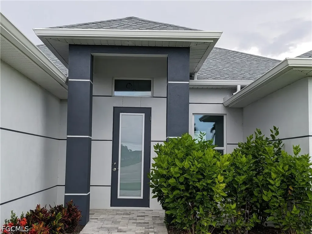 3027 SW 16th Place Cape Coral FL 33914