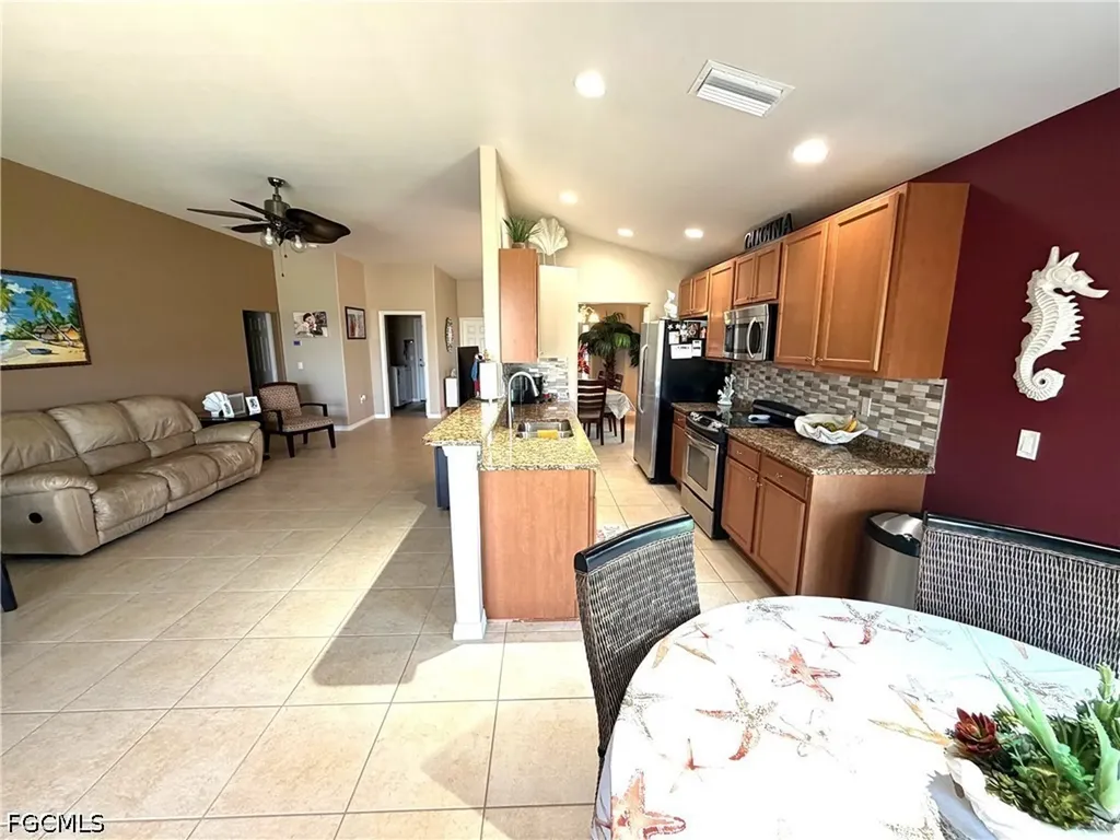 2609 Clairfont Court Cape Coral FL 33991