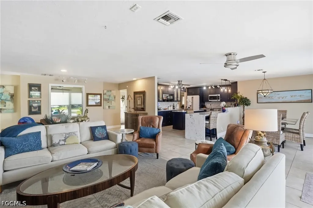 5205 Tiffany Court Cape Coral FL 33904