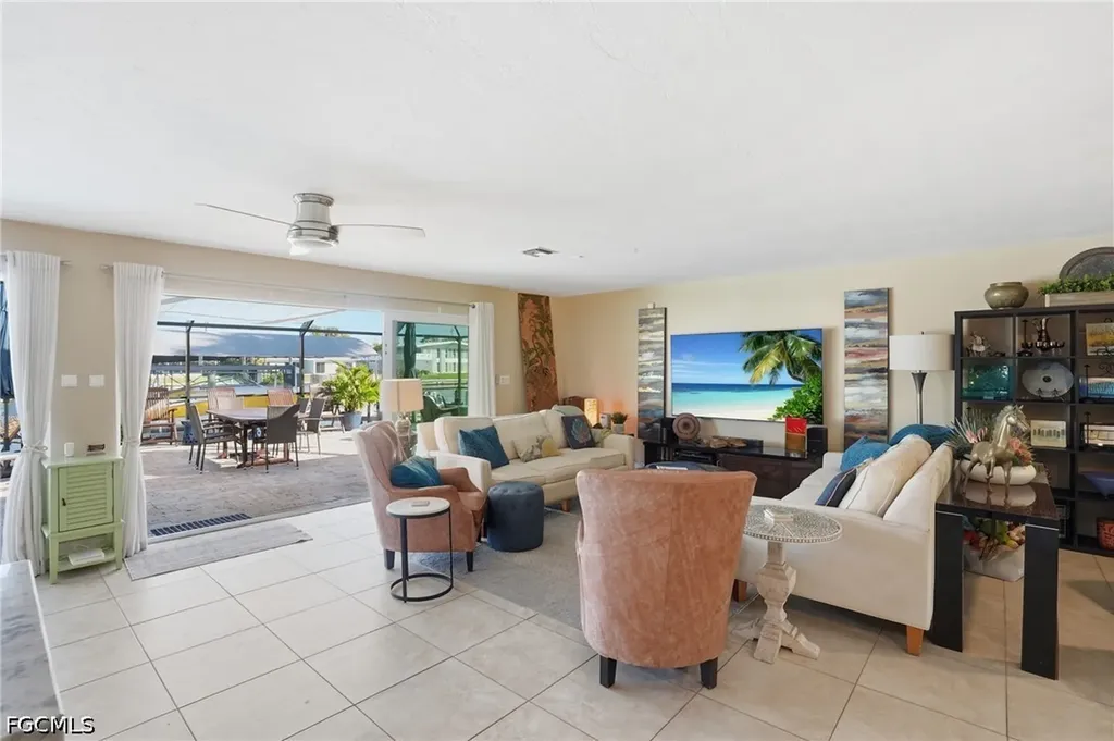 5205 Tiffany Court Cape Coral FL 33904