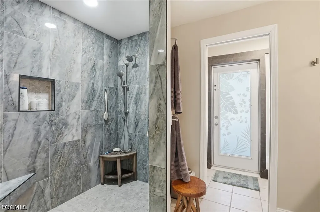 5205 Tiffany Court Cape Coral FL 33904