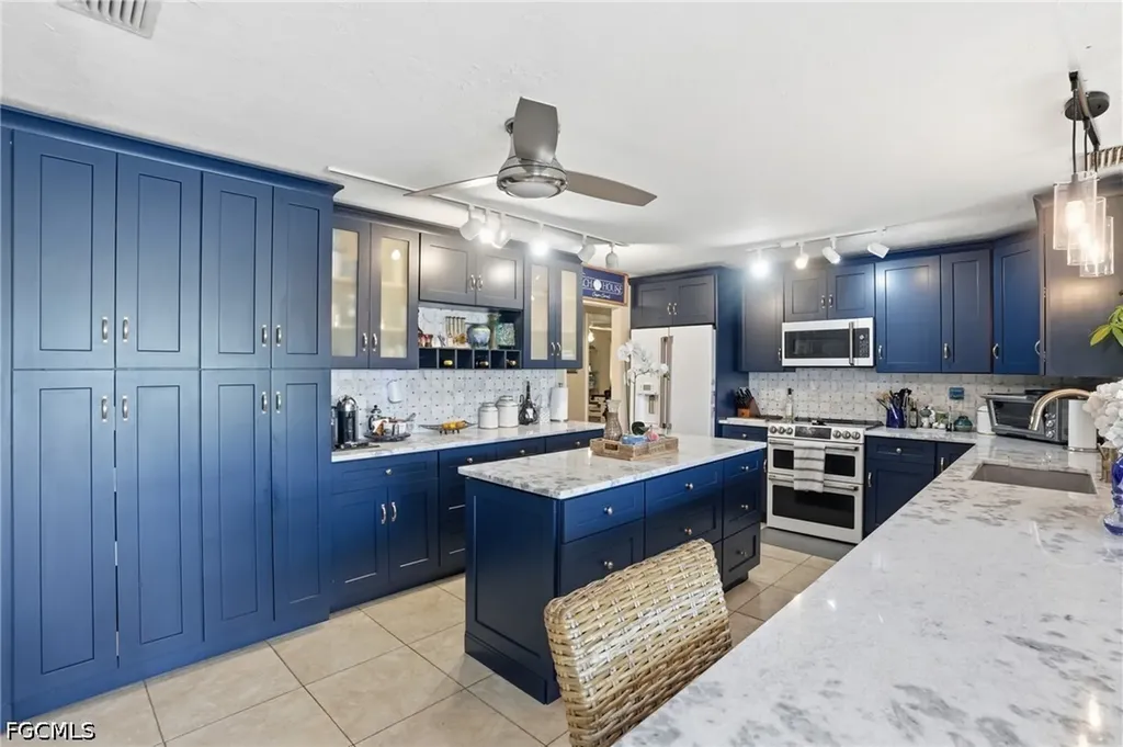 5205 Tiffany Court Cape Coral FL 33904