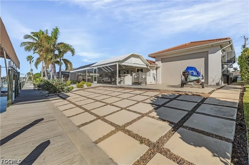 134 SW 53rd Terrace Cape Coral FL 33914