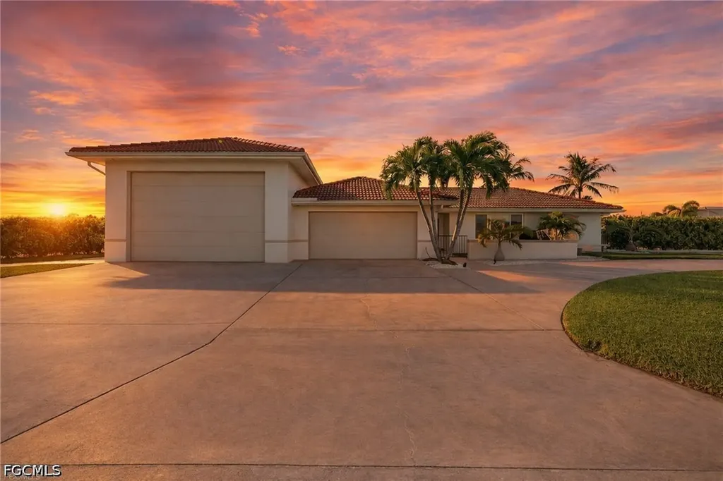 134 SW 53rd Terrace Cape Coral FL 33914