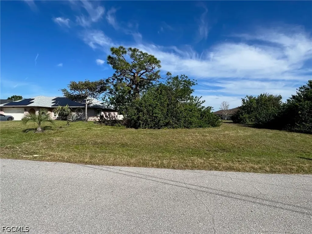 2529 SW 1st Terrace Cape Coral FL 33991