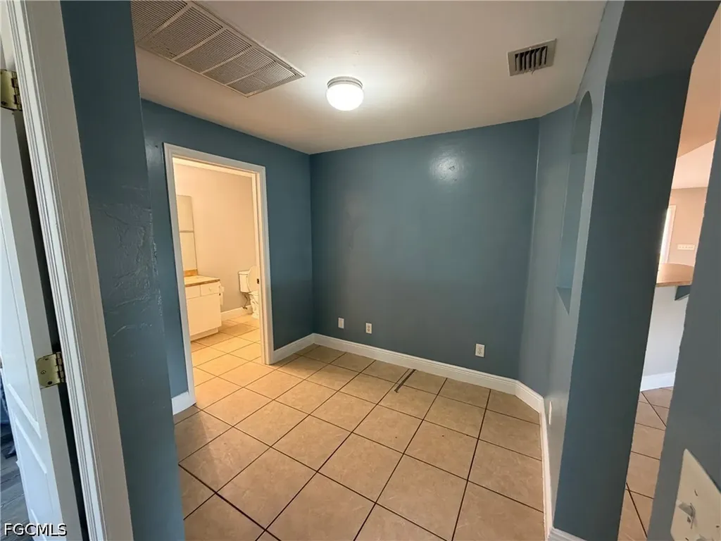 2325 NW 25th Terrace Cape Coral FL 33993