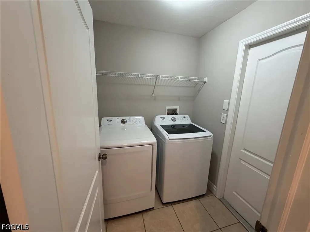 2325 NW 25th Terrace Cape Coral FL 33993
