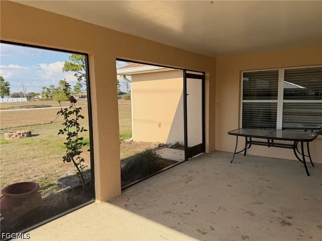 2325 NW 25th Terrace Cape Coral FL 33993