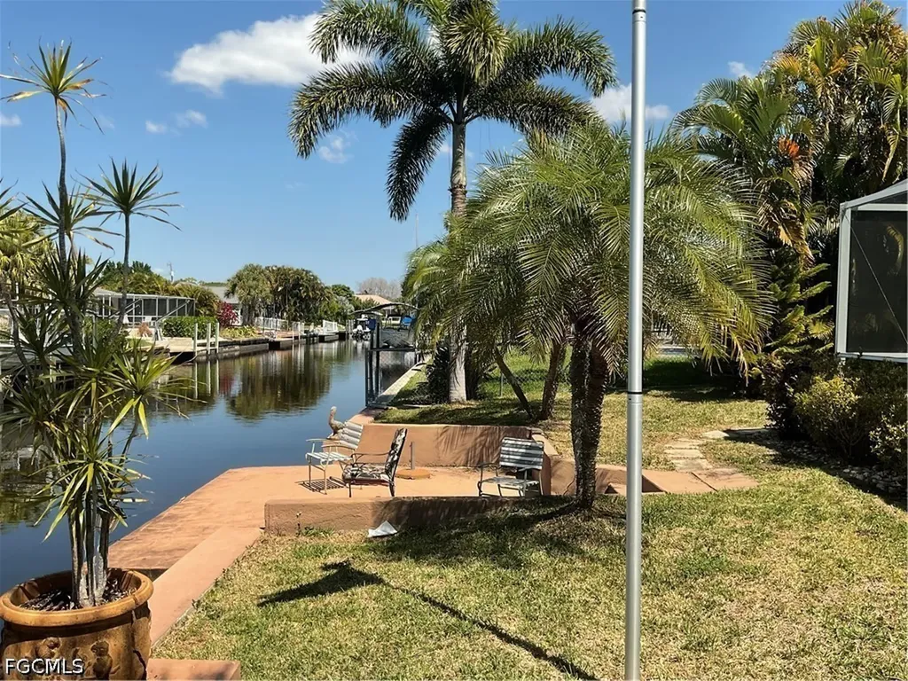 4617 Forest Glen Drive North Fort Myers FL 33903