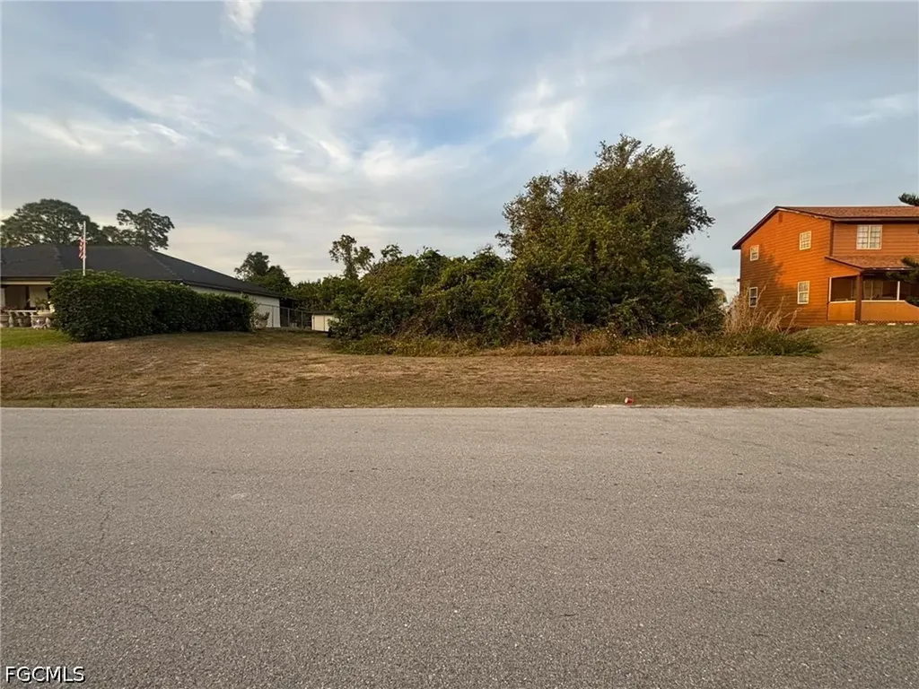 3404 2nd Street W Lehigh Acres FL 33971