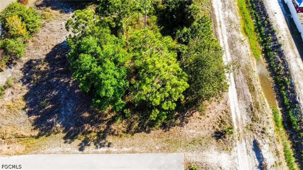 3421 39th Street SW Lehigh Acres FL 33976
