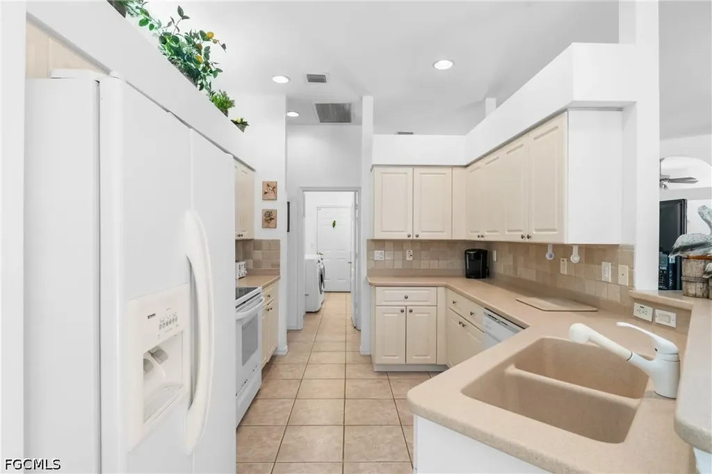 25900 Creekbend Drive Bonita Springs FL 34135