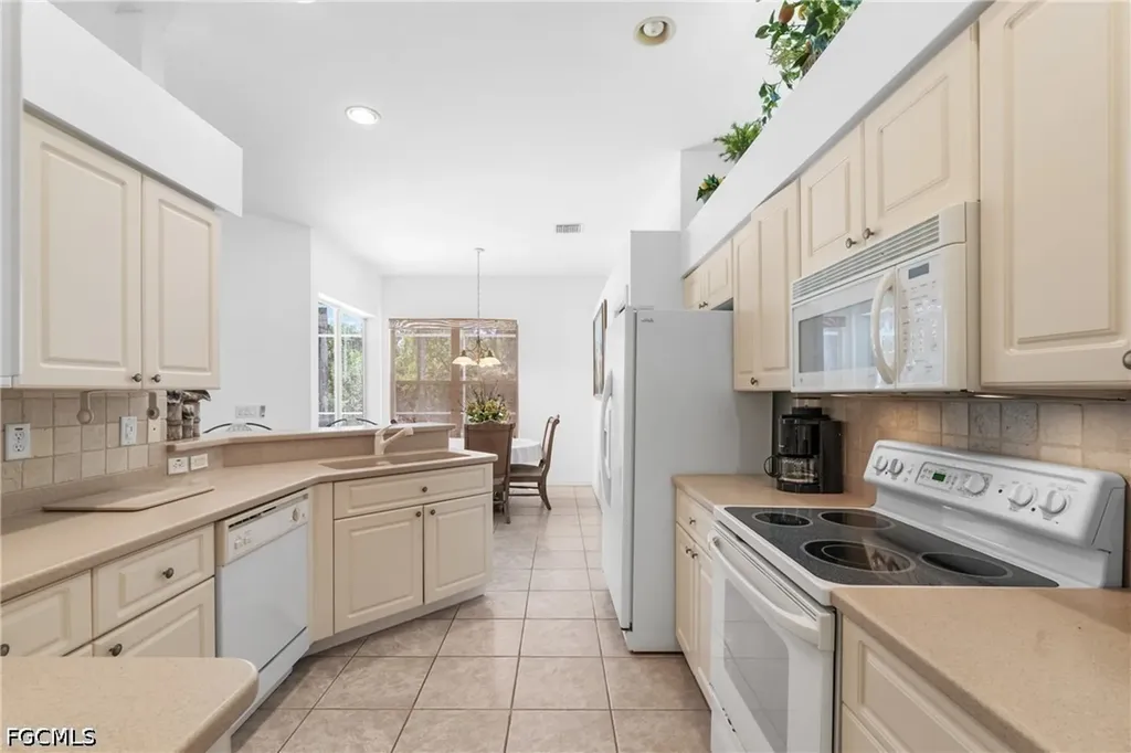 25900 Creekbend Drive Bonita Springs FL 34135