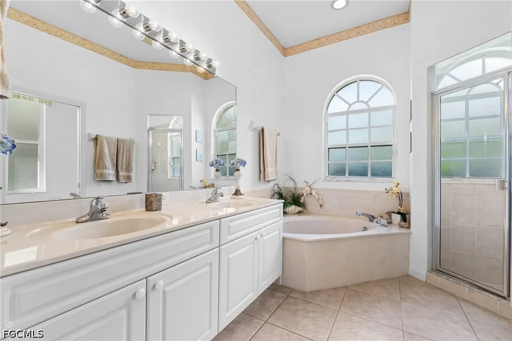 25900 Creekbend Drive Bonita Springs FL 34135