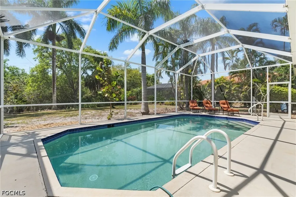 25900 Creekbend Drive Bonita Springs FL 34135