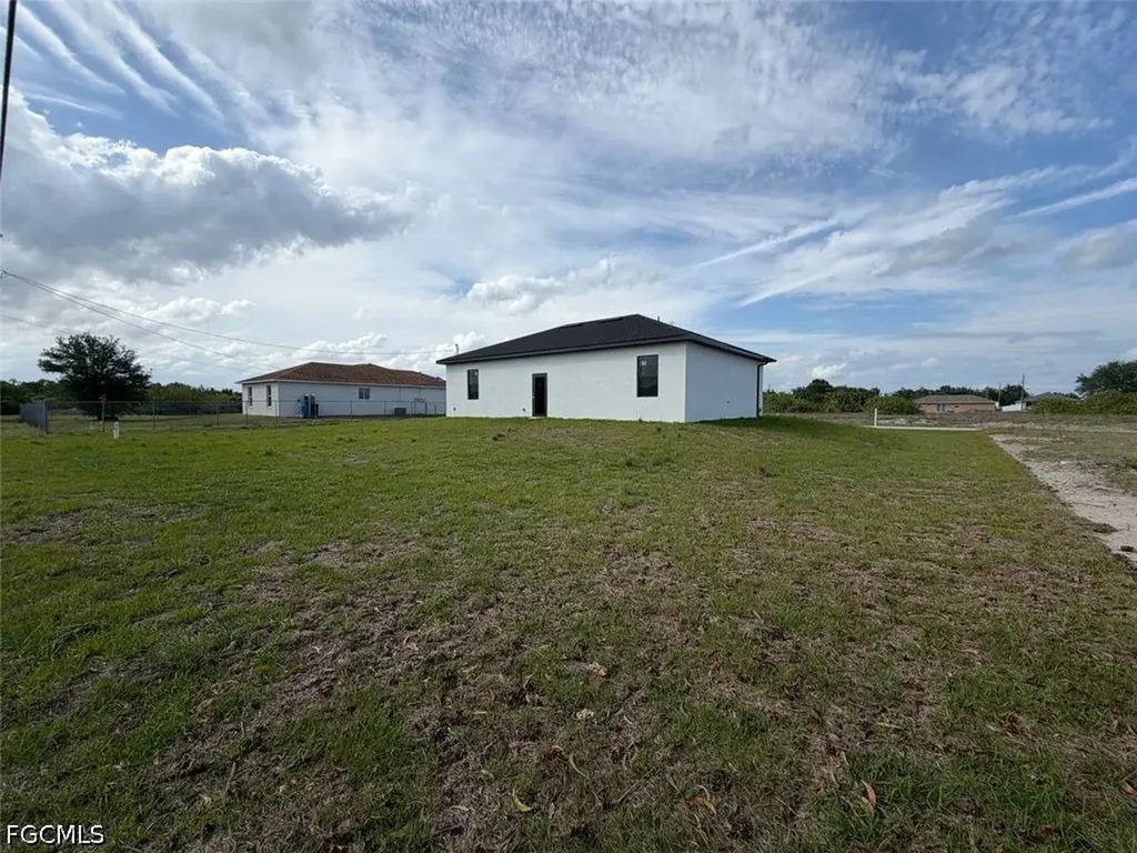 3931 Sunset Road Lehigh Acres FL 33971