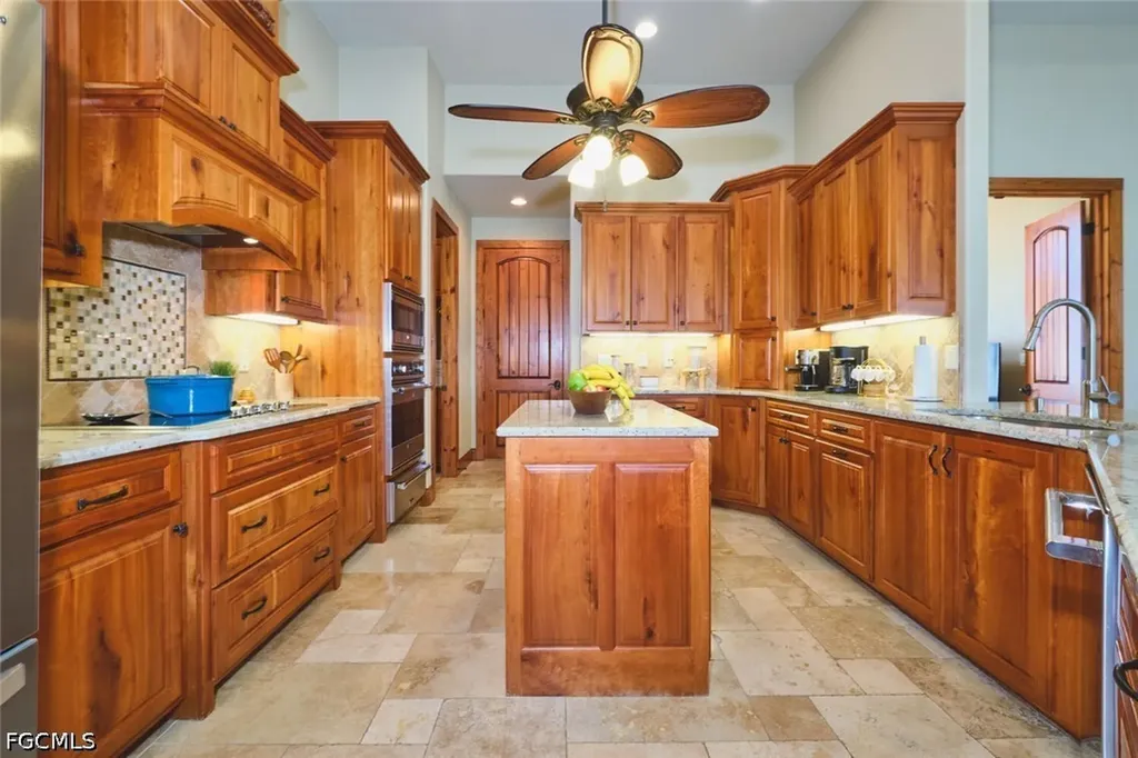 5306 SW 27th Place Cape Coral FL 33914