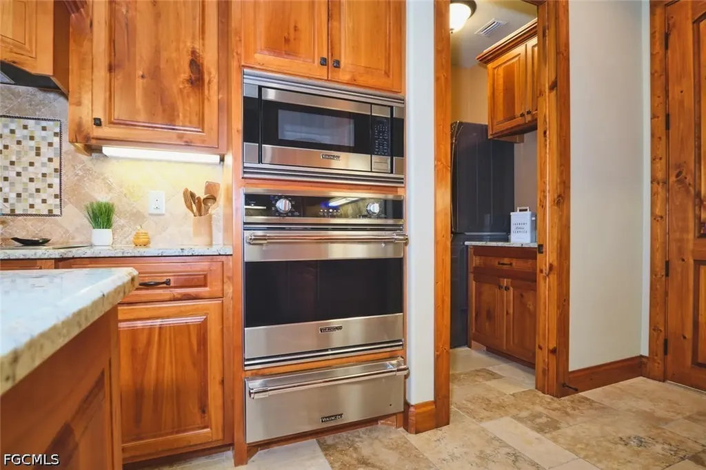 5306 SW 27th Place Cape Coral FL 33914