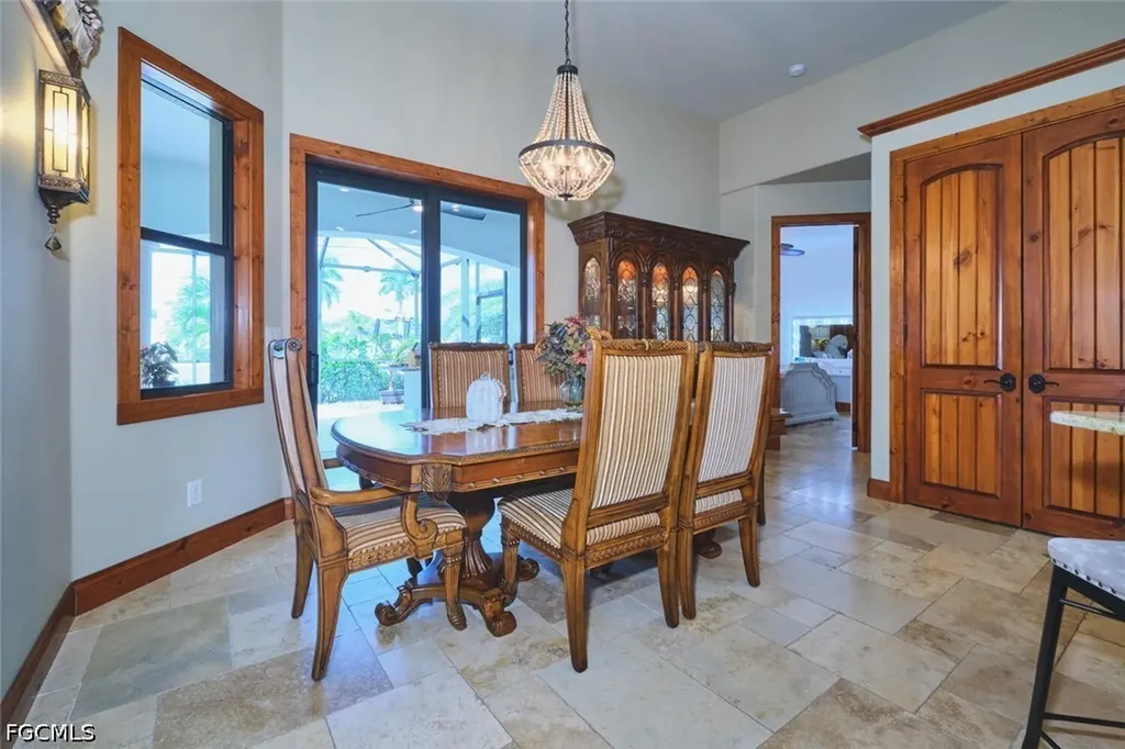 5306 SW 27th Place Cape Coral FL 33914