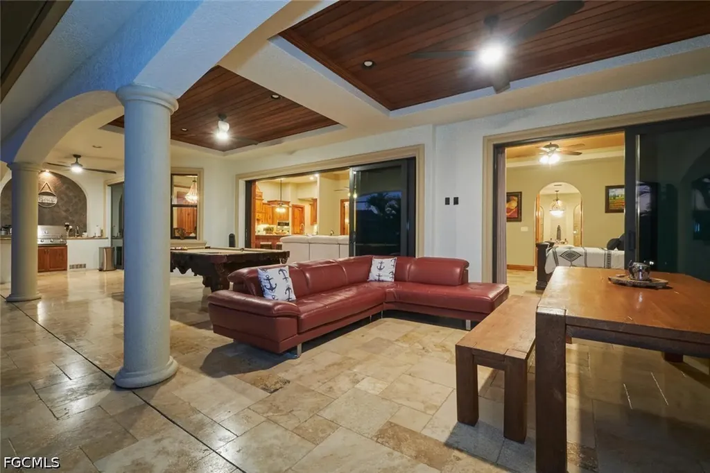 5306 SW 27th Place Cape Coral FL 33914