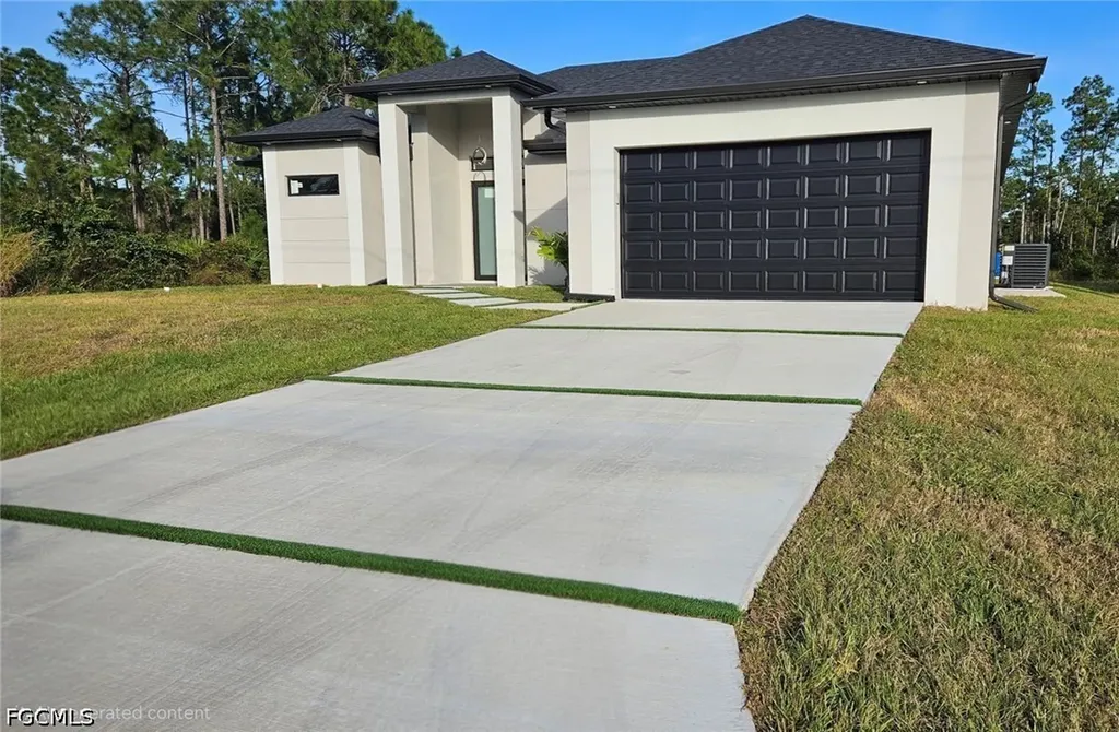 1402 5th Avenue Lehigh Acres FL 33972
