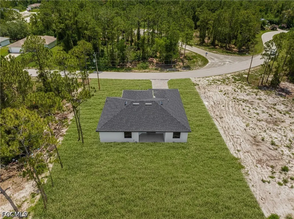 718 Bennington Drive Lehigh Acres FL 33974