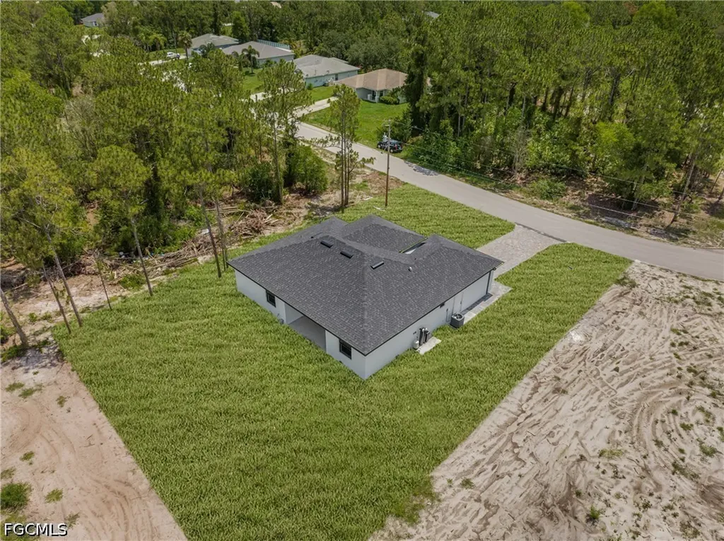 718 Bennington Drive Lehigh Acres FL 33974