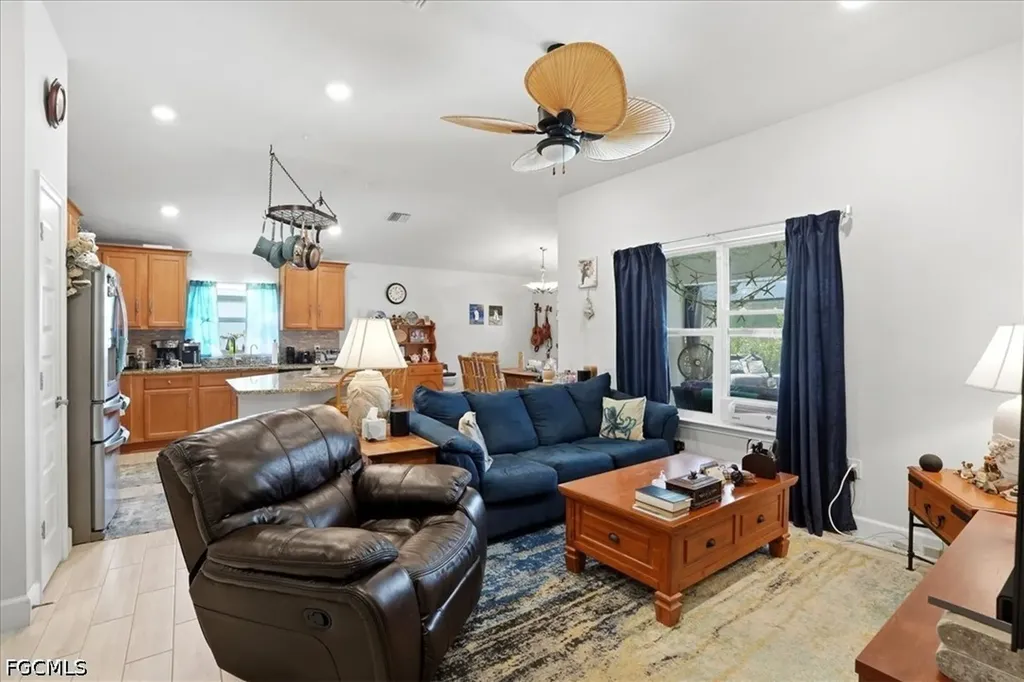 4210 Garden Boulevard Cape Coral FL 33909