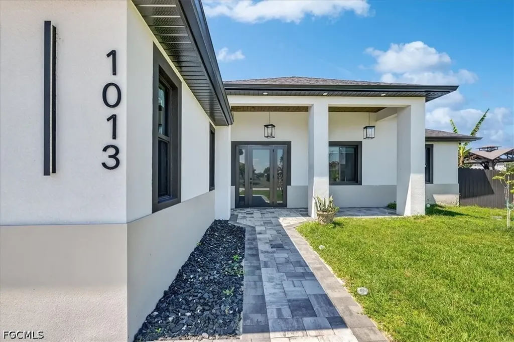 1013 Chaplin Avenue Lehigh Acres FL 33971