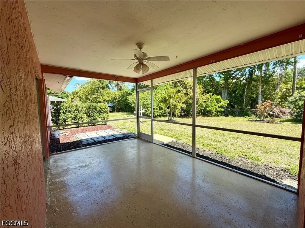 19205/19209 Tangerine Road Fort Myers FL 33967