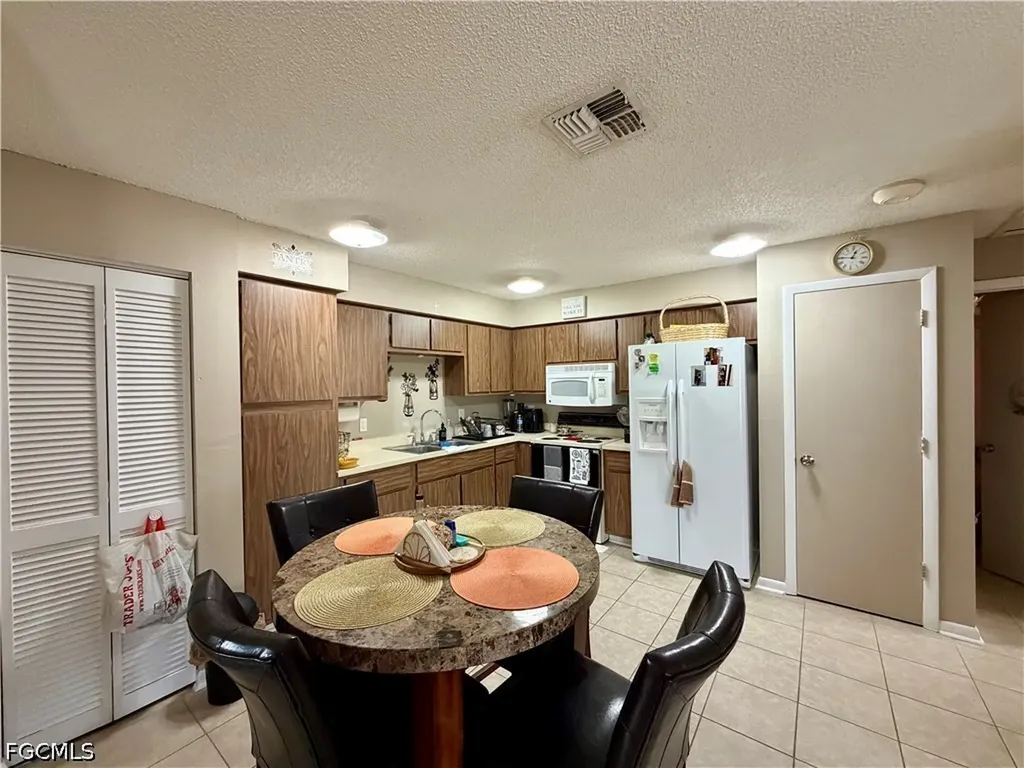 19205/19209 Tangerine Road Fort Myers FL 33967