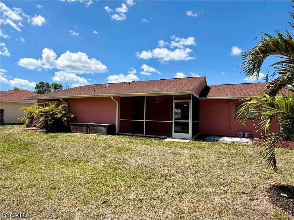 19205/19209 Tangerine Road Fort Myers FL 33967