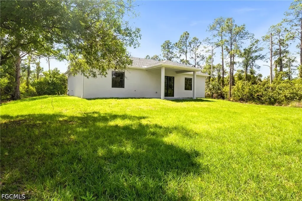 923 Alcalde Street E Lehigh Acres FL 33974