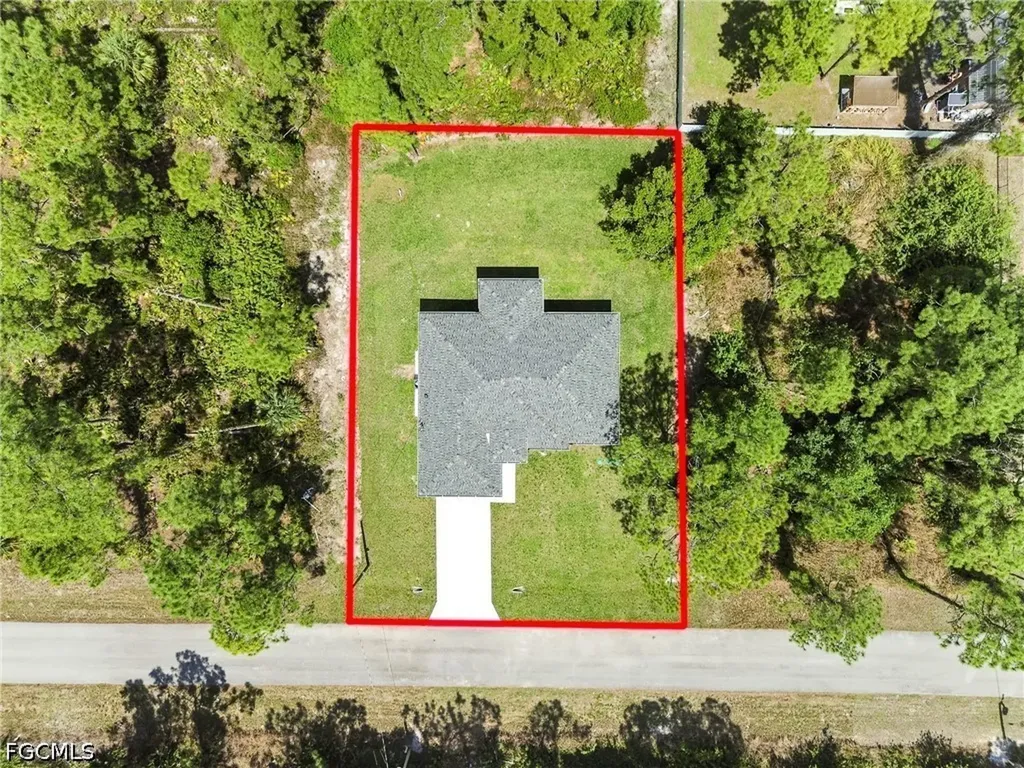 923 Alcalde Street E Lehigh Acres FL 33974