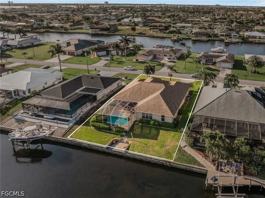 1635 SE 40th Street Cape Coral FL 33904