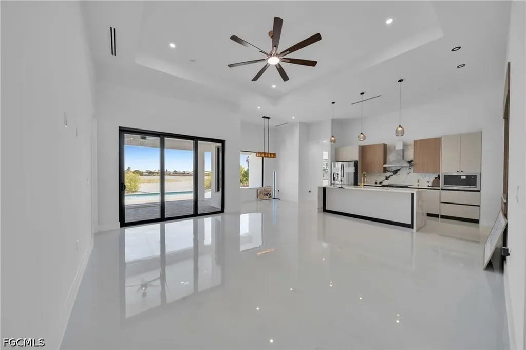 323 NW 11th Terrace Cape Coral FL 33993