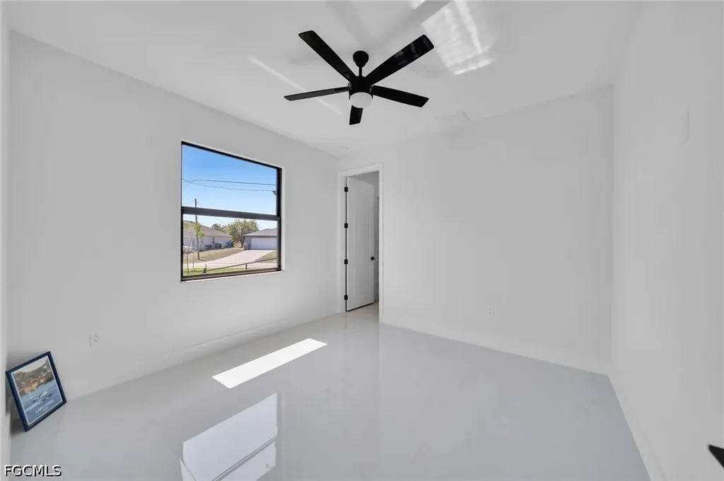 323 NW 11th Terrace Cape Coral FL 33993