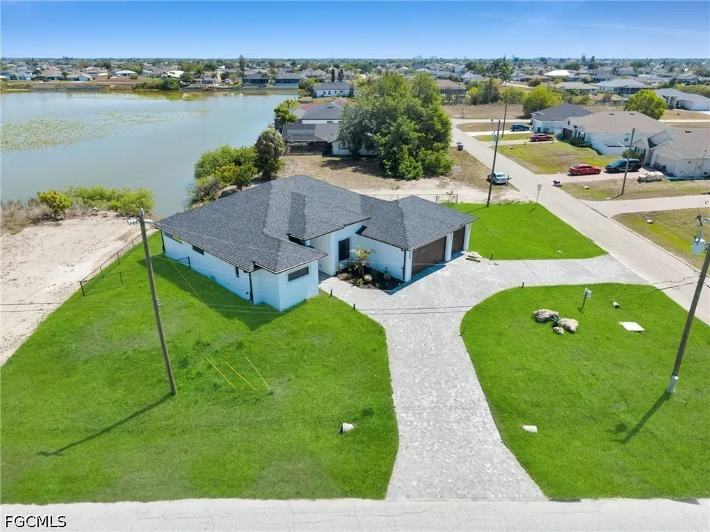 323 NW 11th Terrace Cape Coral FL 33993
