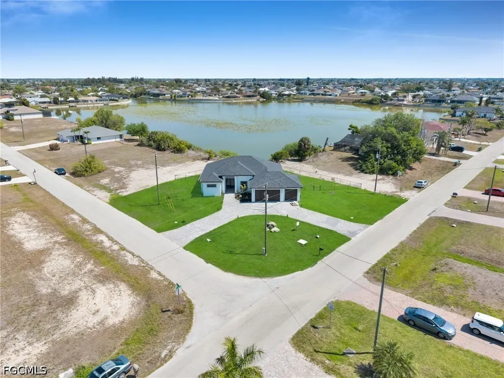 323 NW 11th Terrace Cape Coral FL 33993
