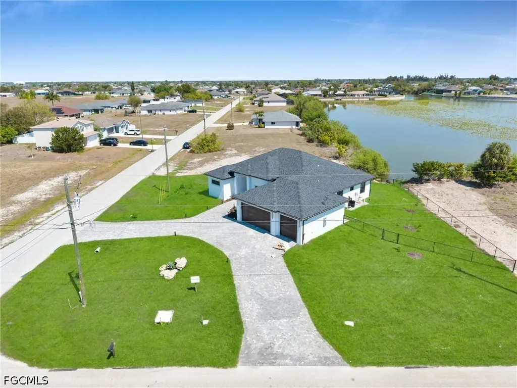 323 NW 11th Terrace Cape Coral FL 33993