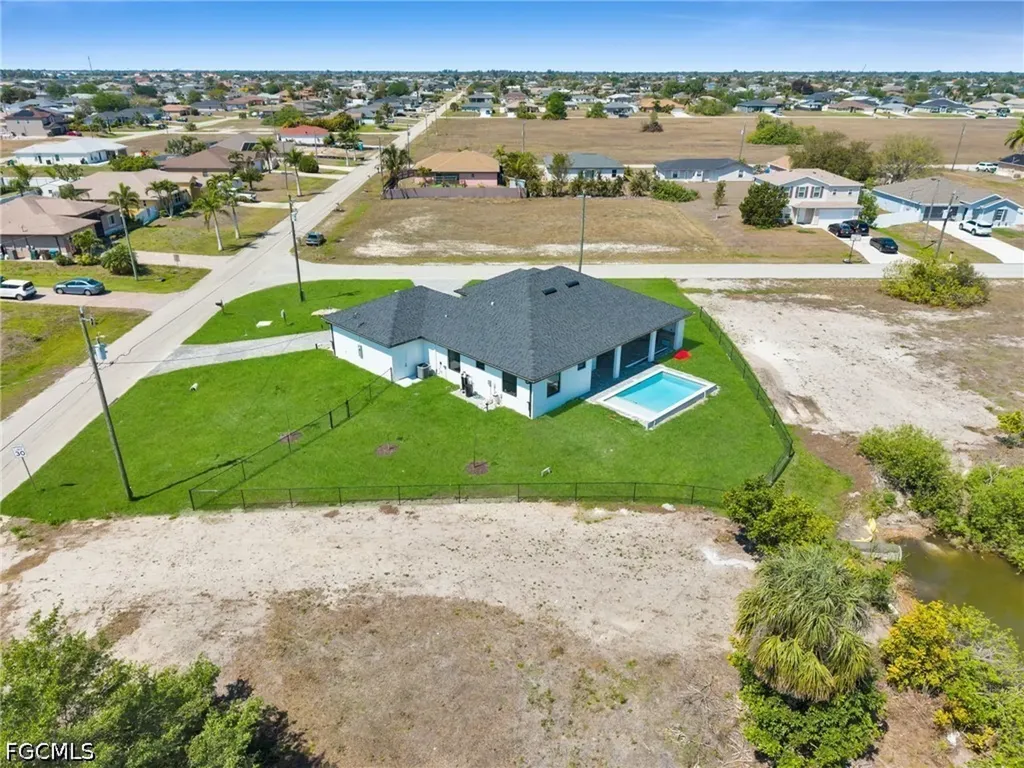 323 NW 11th Terrace Cape Coral FL 33993