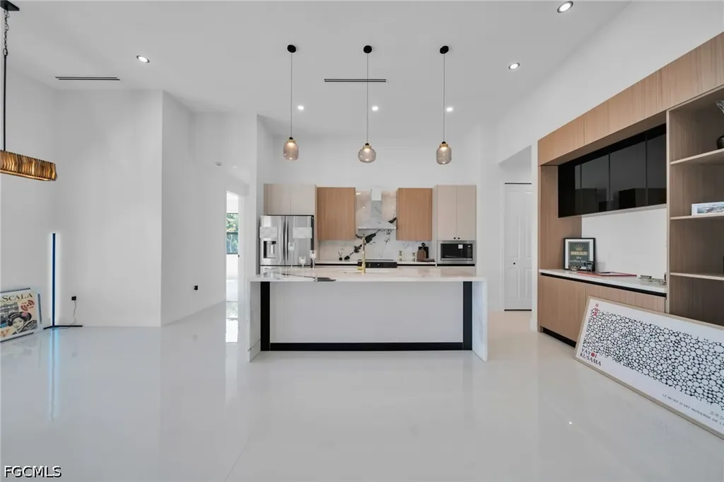 323 NW 11th Terrace Cape Coral FL 33993