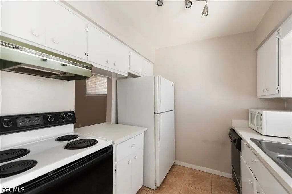 712 Joel Boulevard Lehigh Acres FL 33936