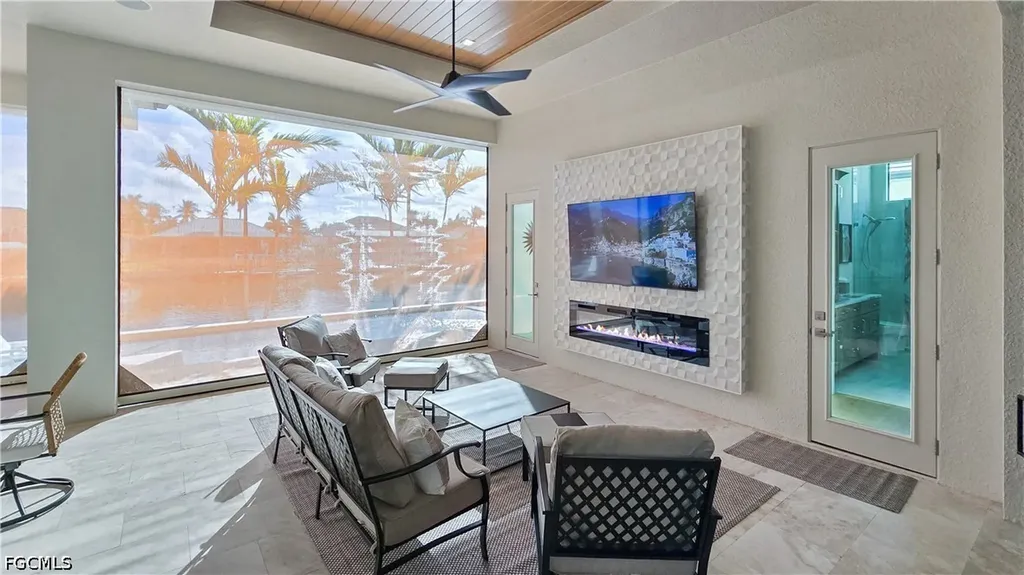 2611 SW 29th Avenue Cape Coral FL 33914